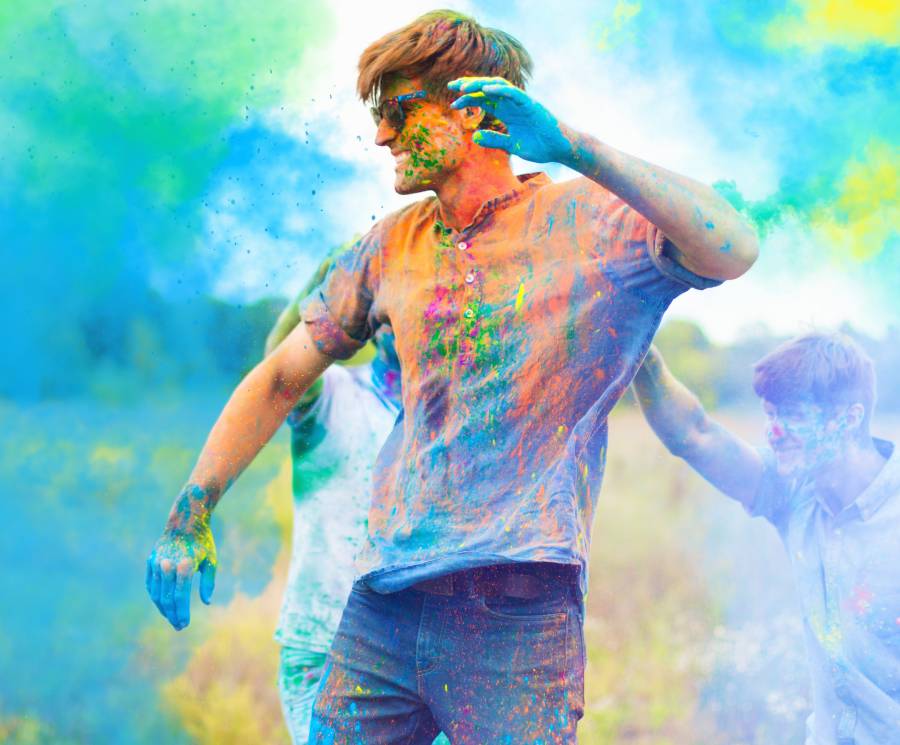 Play Hard, Stay Fresh: The Ultimate Holi Body Care Tips